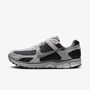 Buty Nike Zoom Vomero 5 "Dark Smoke Grey Vachetta" (HV5982-001)