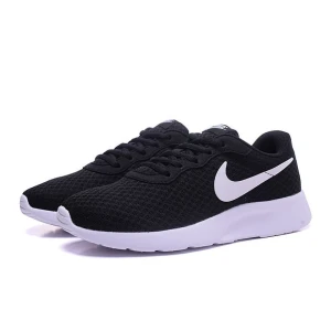 Buty Nike Tanjun “Black” (812655-011)