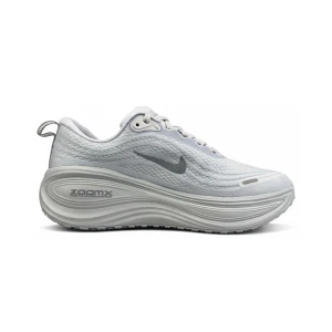 Buty Nike Vomero Plus “White Photon Dust Metallic Silver” (HV8150-102)