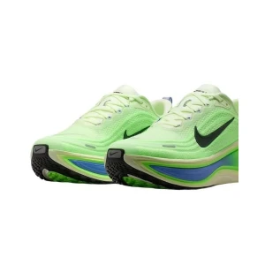 Buty Nike Vomero Plus “Zielony / kremowy” (HV8150-702)