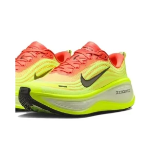 Buty Nike Vomero Plus “Bright Mango” (HV8150-800)