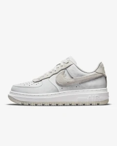 Buty Nike Air Force 1 Luxe (DD9605-100)